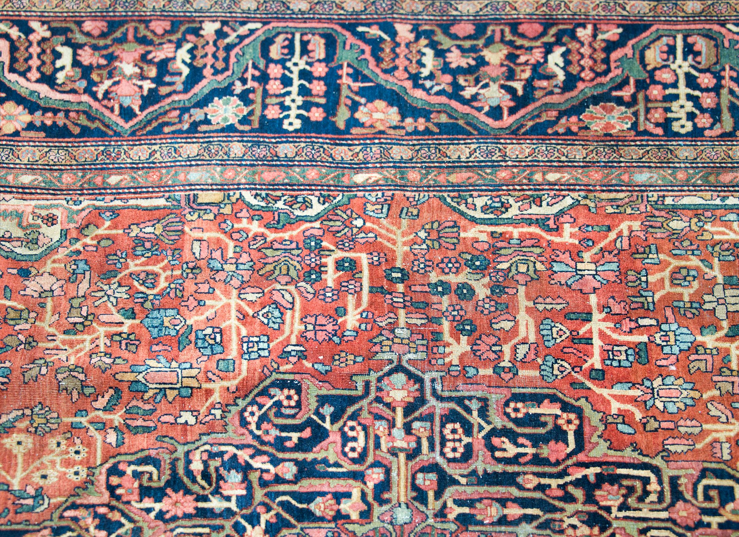 Unglaublicher persischer Sarouk-Teppich aus dem frühen 20. Jahrhundert (Frühes 20. Jahrhundert) im Angebot