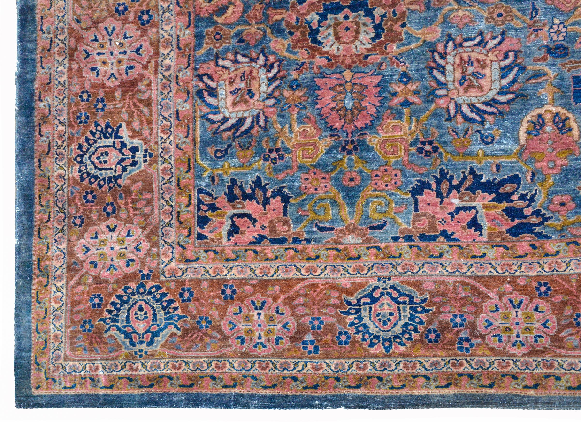 Incredible Early 20th Century Sultanabad Rug For Sale 4