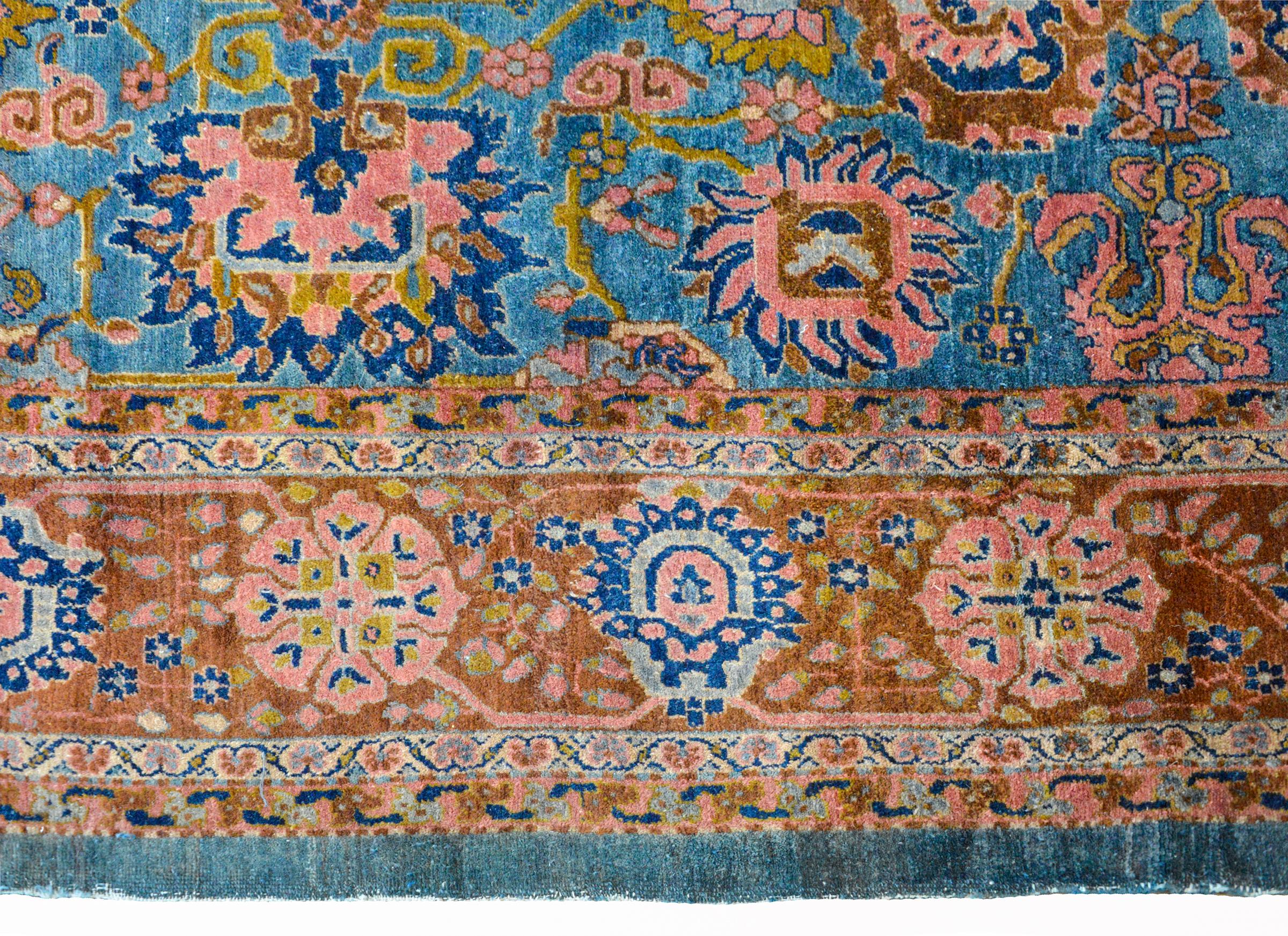 Incredible Early 20th Century Sultanabad Rug For Sale 1