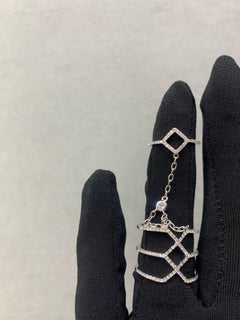 Incredible Fine Jewelry White Diamond White Gold Chain Ring