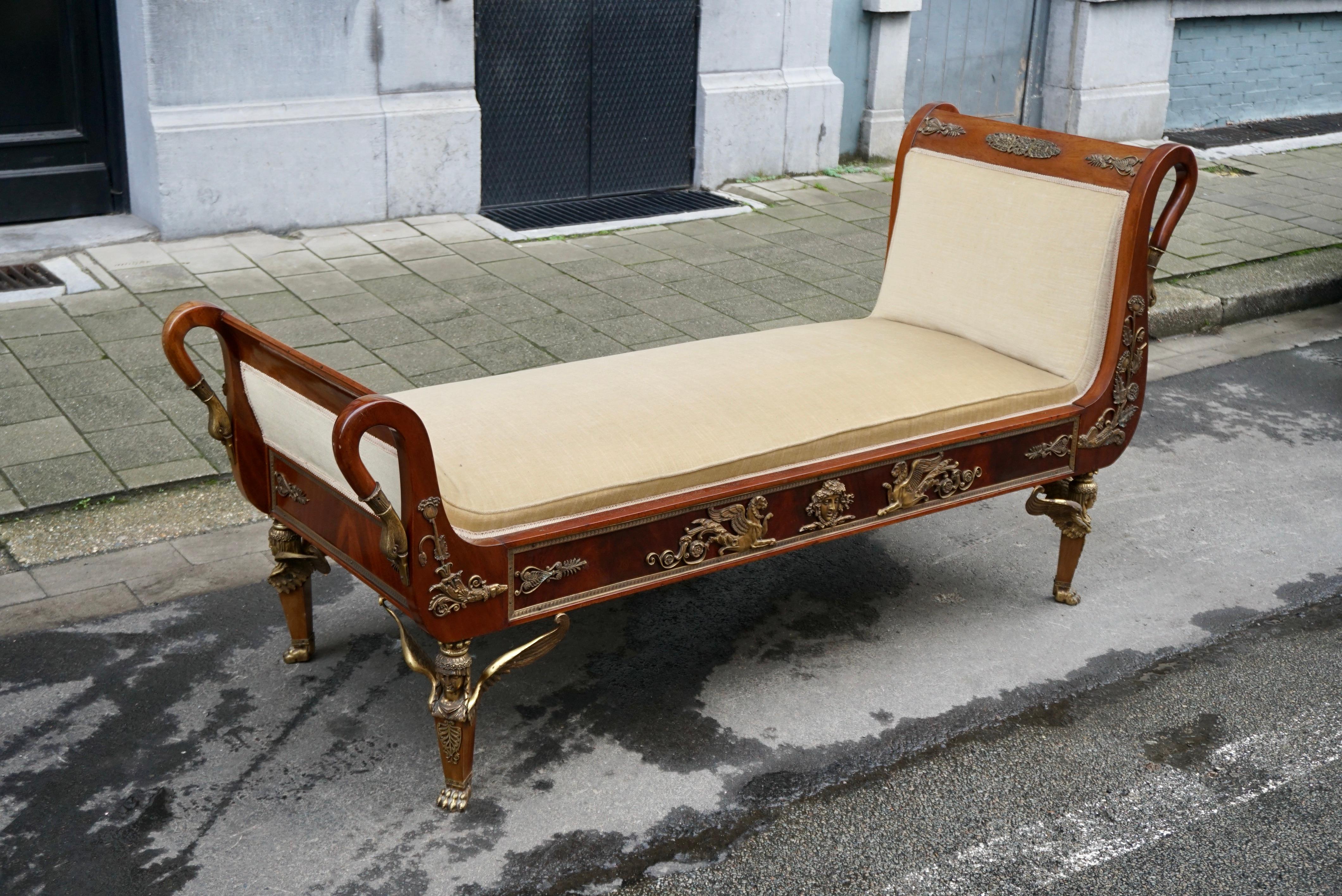 Incredible Gilt Bronze-Mounted Swan Neck Daybed in French Empire Style For Sale 1