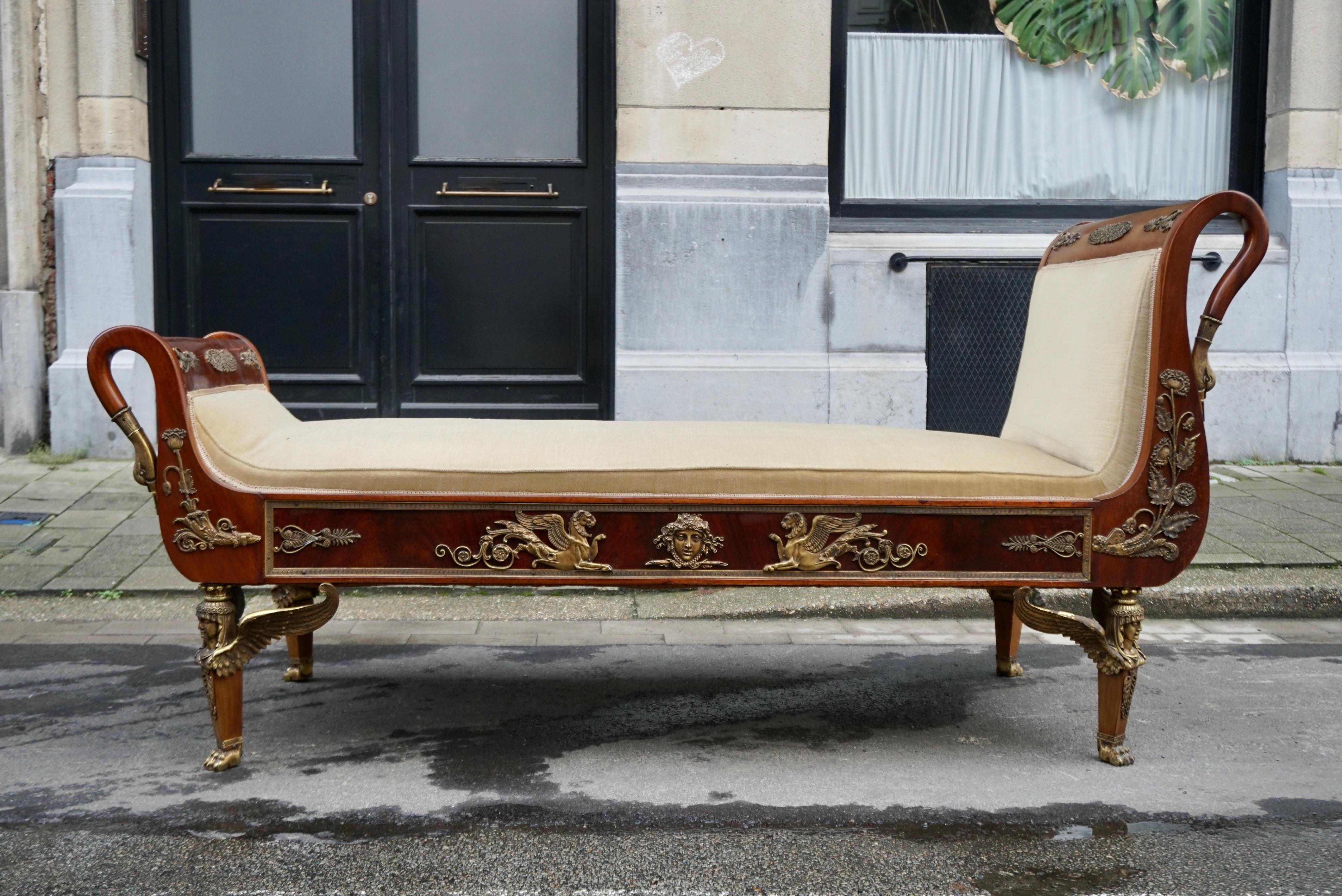 Incredible Gilt Bronze-Mounted Swan Neck Daybed in French Empire Style For Sale 3