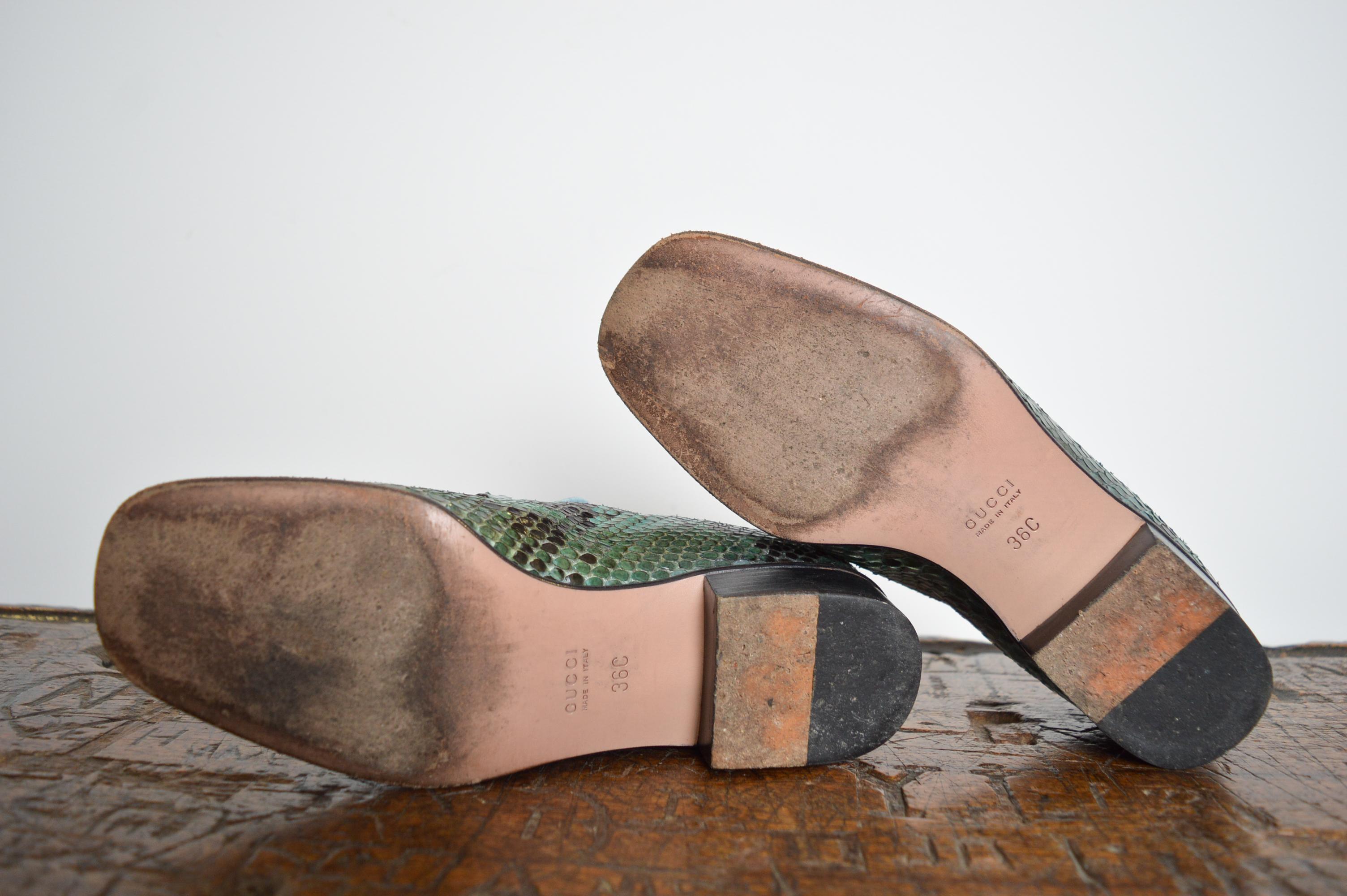 Incredible GUCCI by Tom Ford 2000's Ice Blue Leather Horse bit Loafers - Shoes For Sale 12