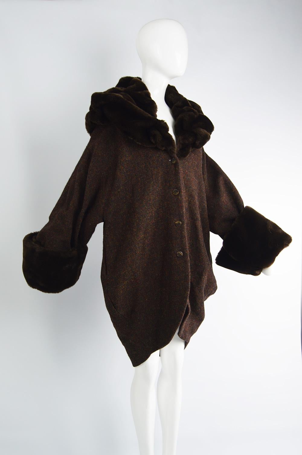 Women's Incredible Harris Tweed Vintage Cocoon Coat with Glamorous Faux Fur Trim, 1980s