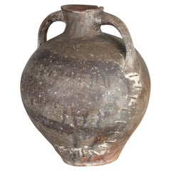 Incroyable récipient en terre cuite du XVIIIe siècle, richement agrafé, provenant de Calanda, en Espagne