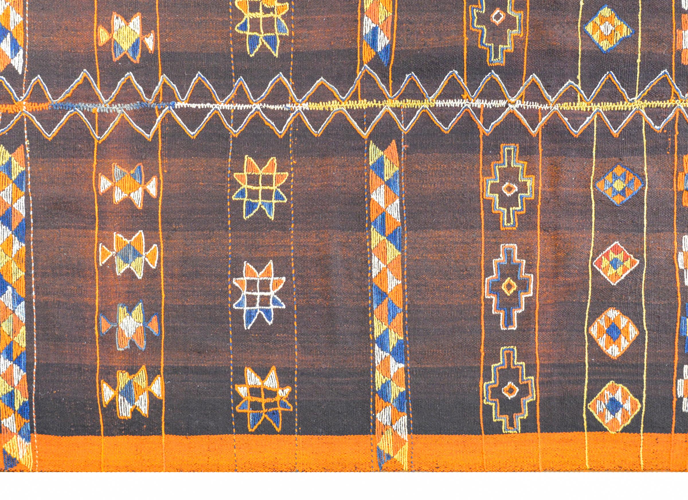 Lana Incredibile Rug & Kilim di Konya della metà del XX secolo in vendita