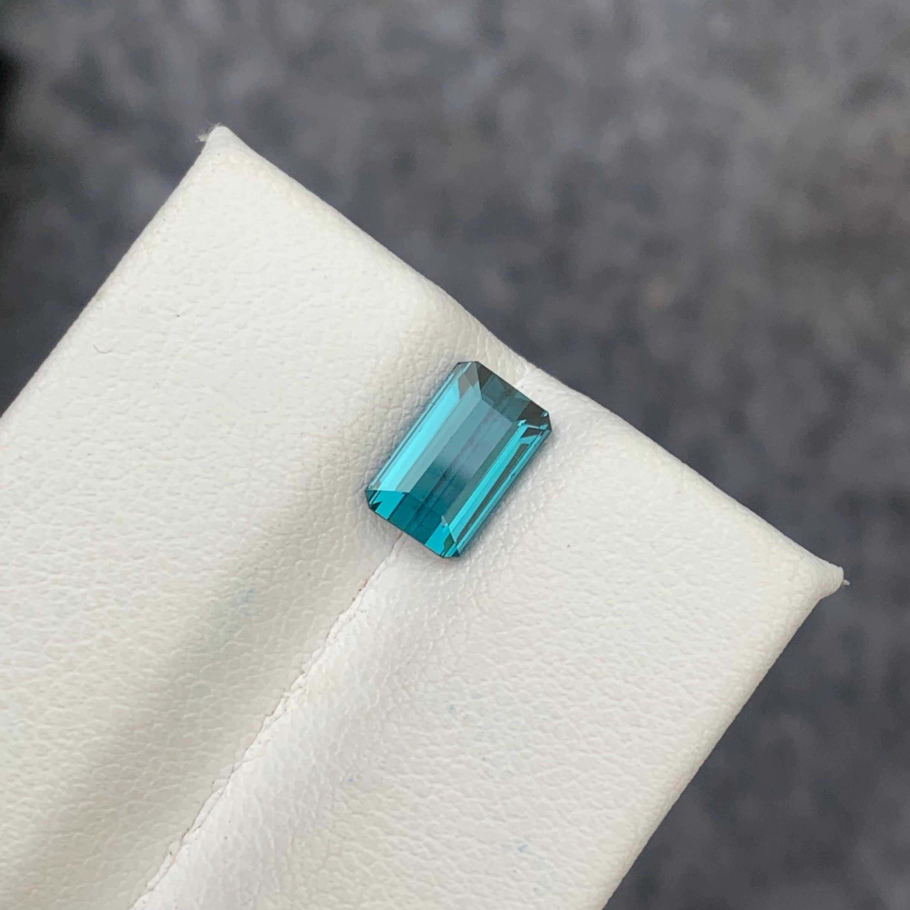 Incredibile tormalina indicolite naturale sfusa da 1,50 carati proveniente dalla miniera dell'Afghanistan in vendita 4
