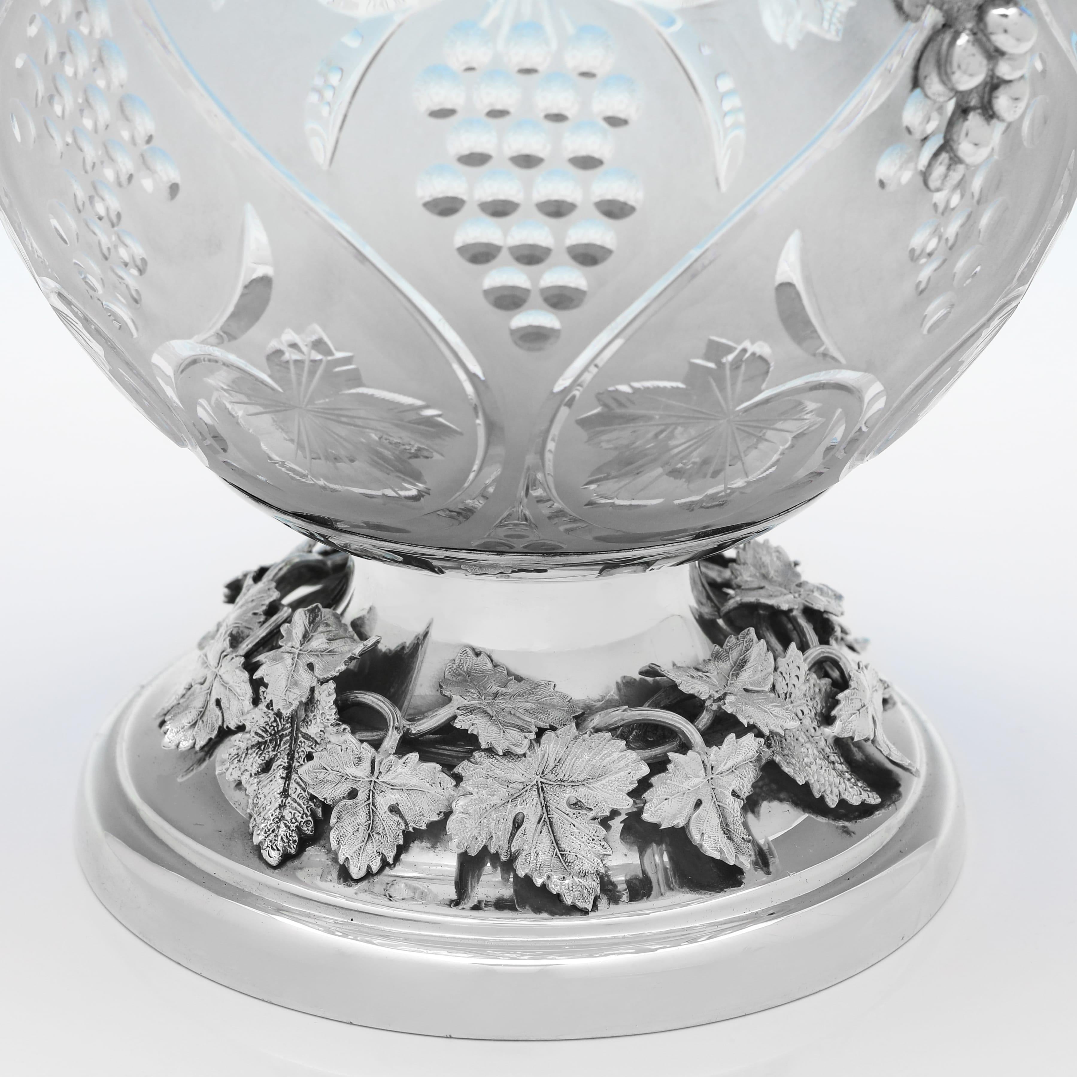 Increíble jarra de clarete sobredimensionada de plata de ley fabricada en 2001 por C.J. Vander en venta 1