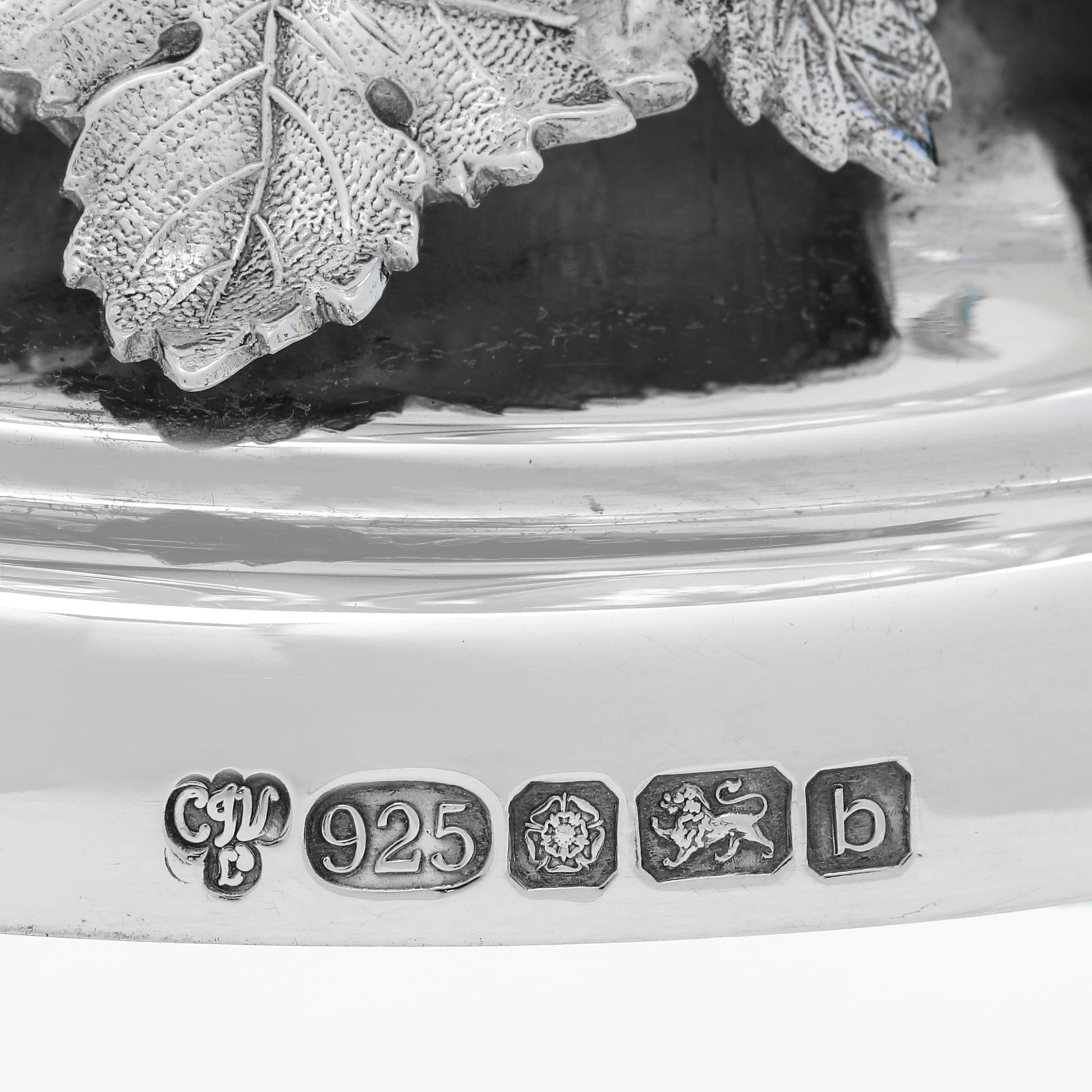 Increíble jarra de clarete sobredimensionada de plata de ley fabricada en 2001 por C.J. Vander en venta 2