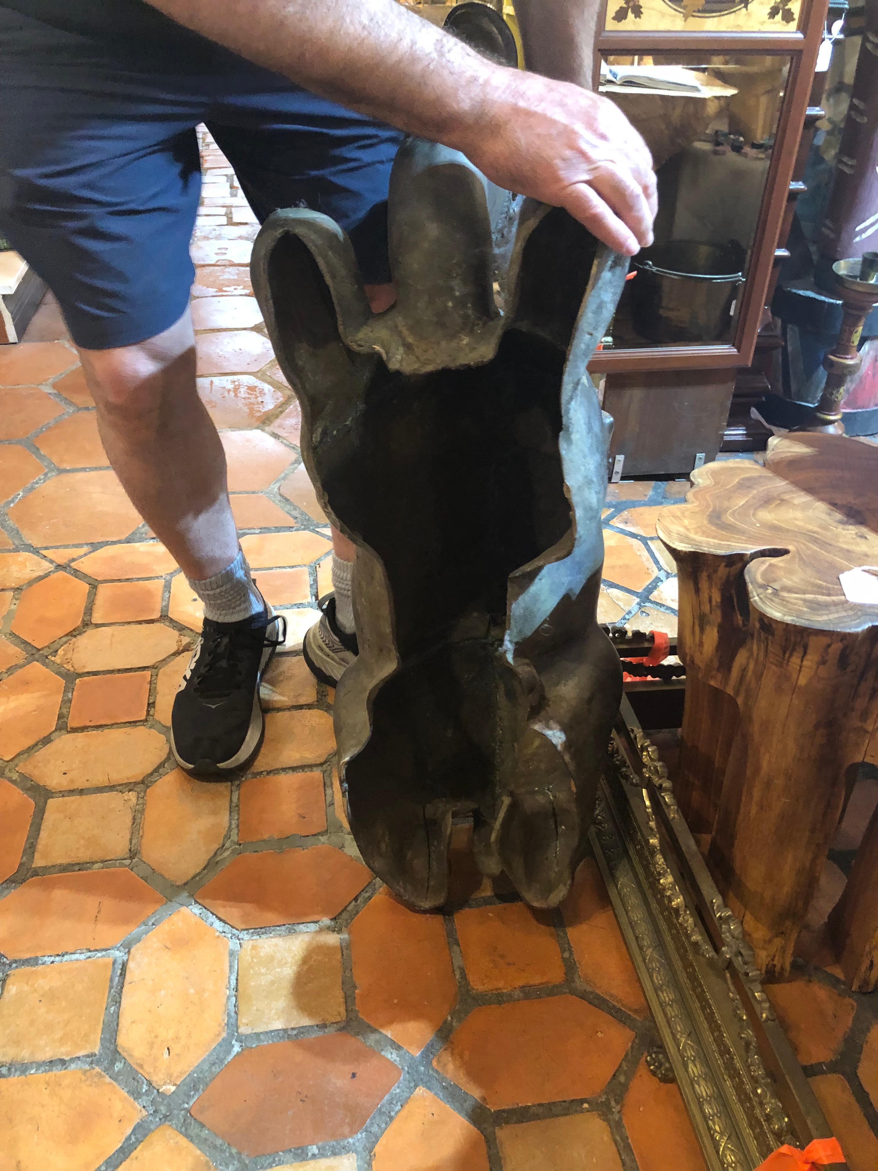 Incredibile coppia di cammelli reclinabili in bronzo fuso in vendita 7