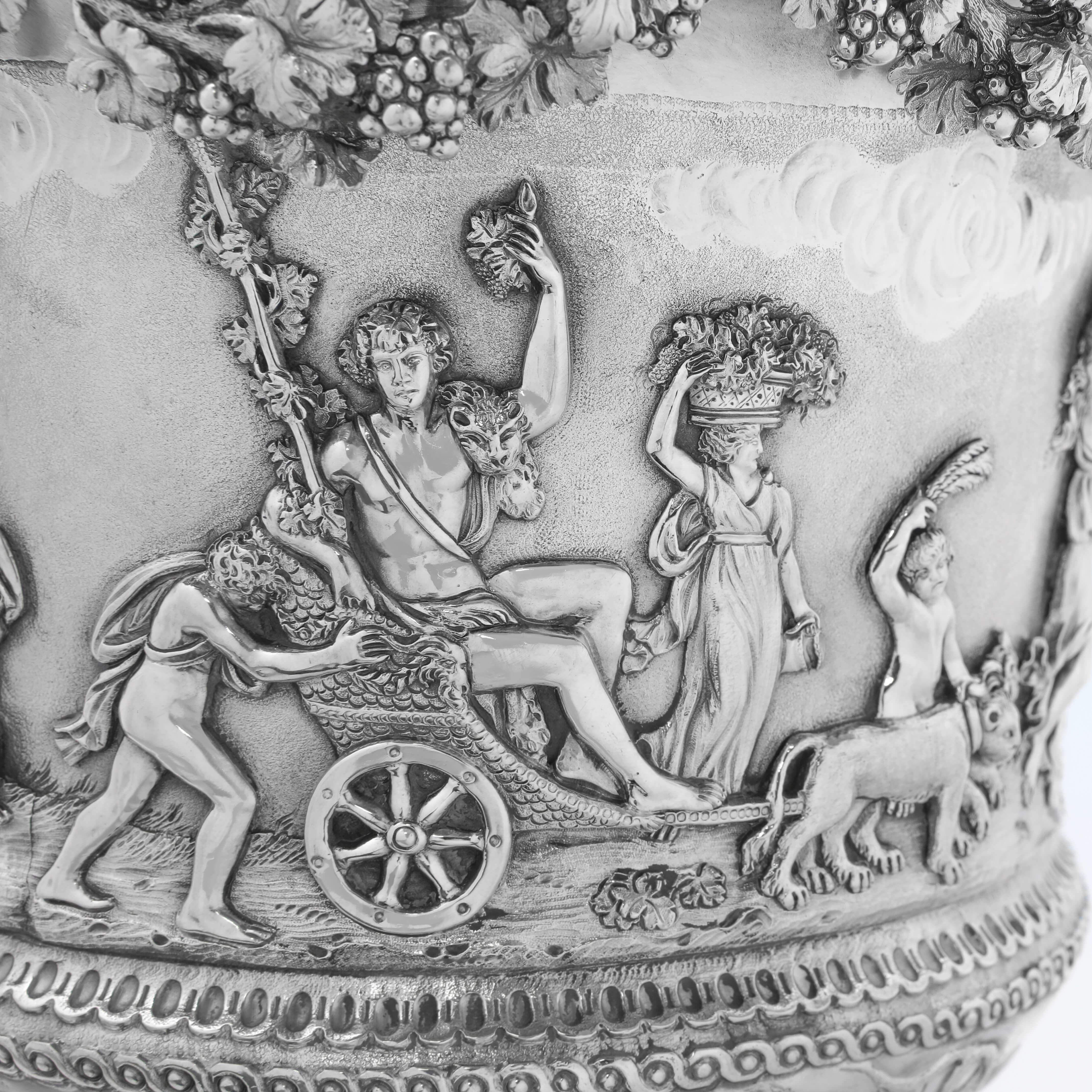 Unglaubliches Paar Weinkühler aus Sterlingsilber aus der George-III-Periode, London, 1804 im Angebot 5