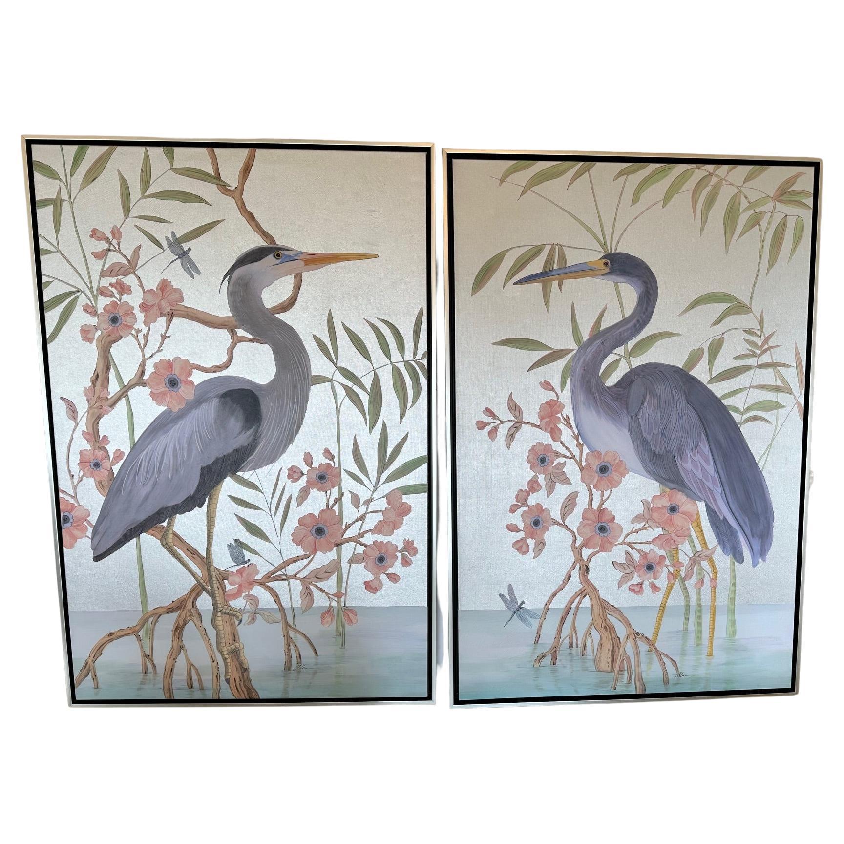 Incroyable paire de peintures d'oiseaux de chasse sur toile dans des tons sourds en vente