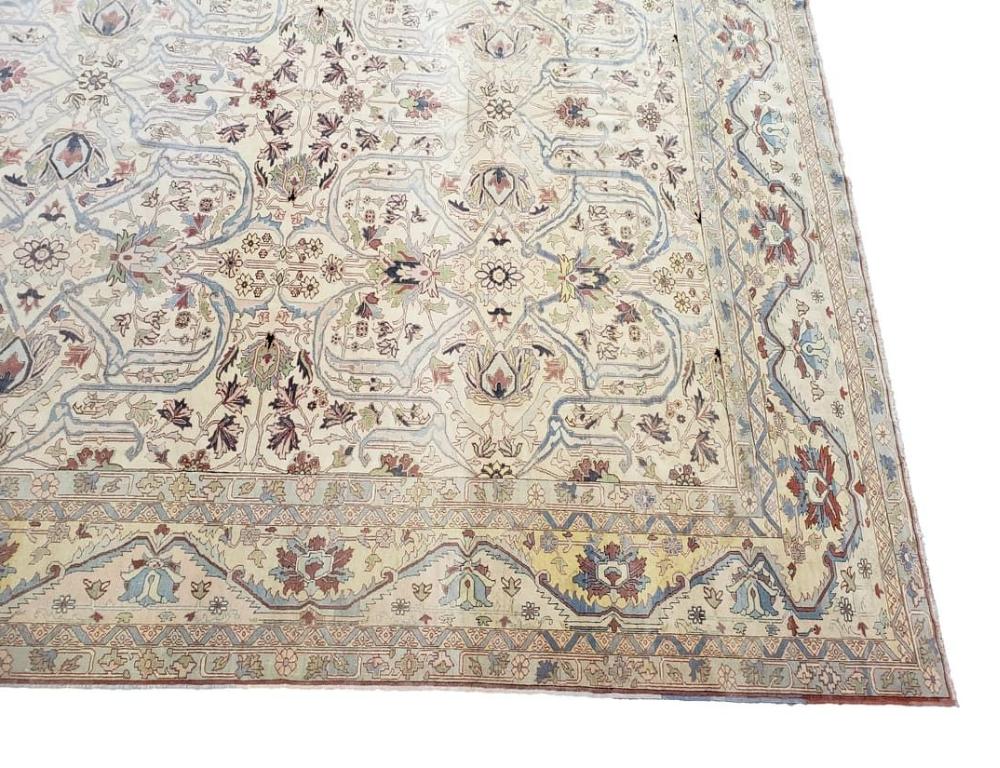 Autre Incredible Palace Size Handmade Pakistani Rug (tapis pakistanais fait à la main) en vente