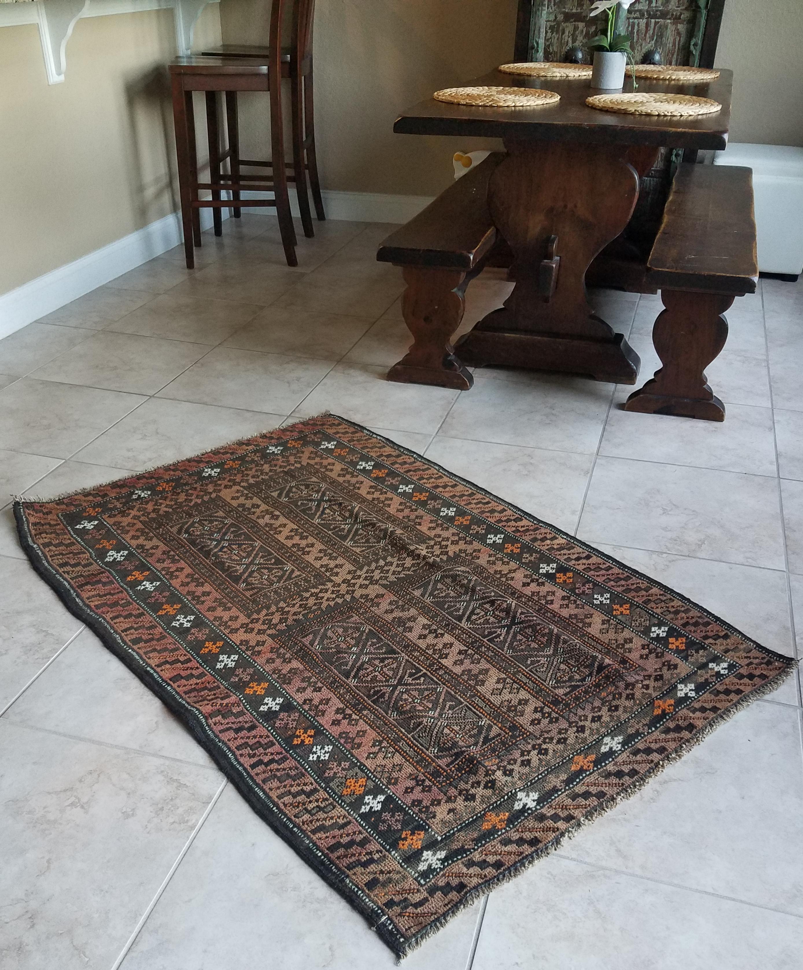 Incredible Piece of Art, Oriental Tribal Area Rug, Sar 5 In New Condition For Sale In Orlando, FL