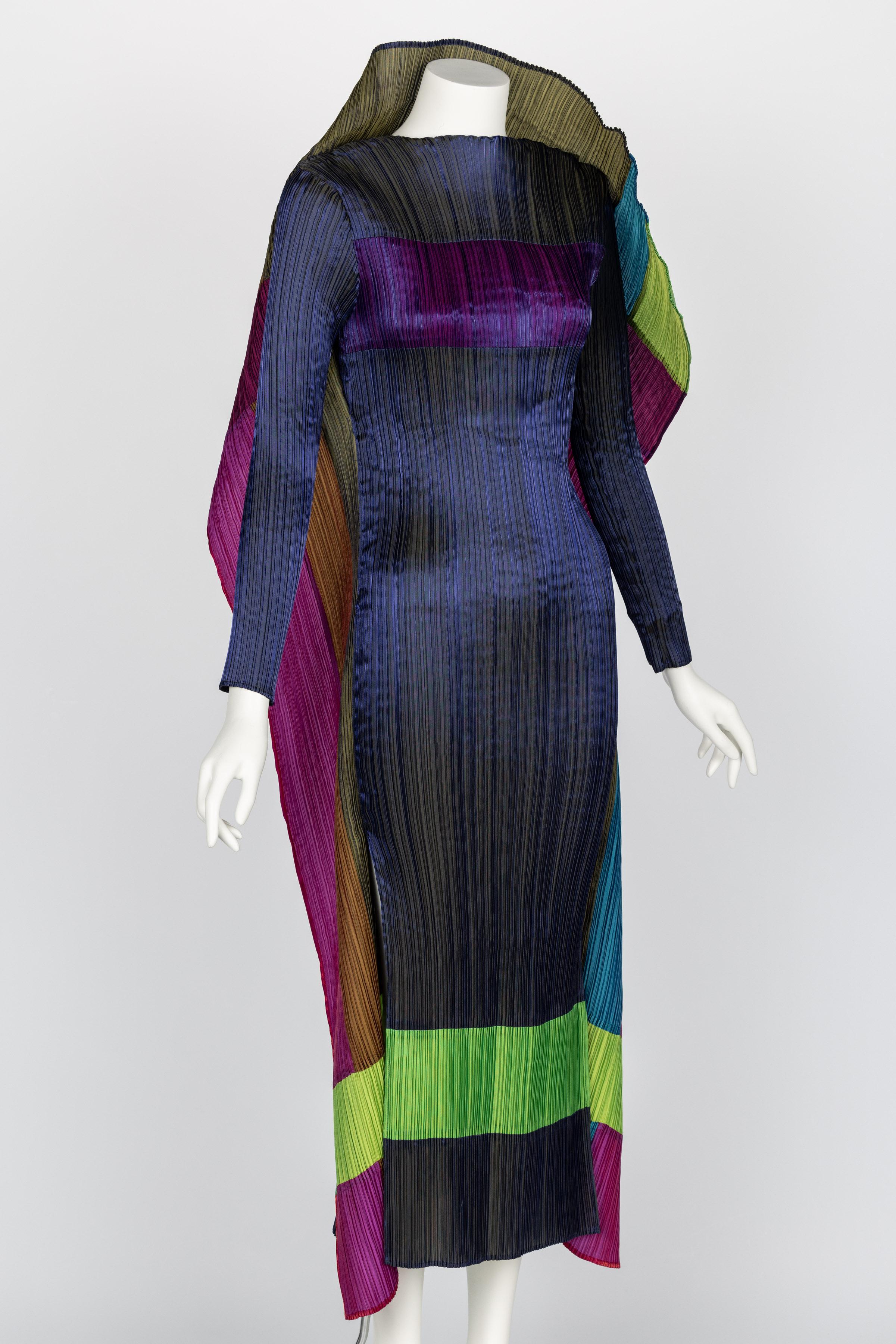 Incroyable et rare robe plissée « Issey Miyake Pleats Please » Avant Garde à blocs de couleur en vente 1