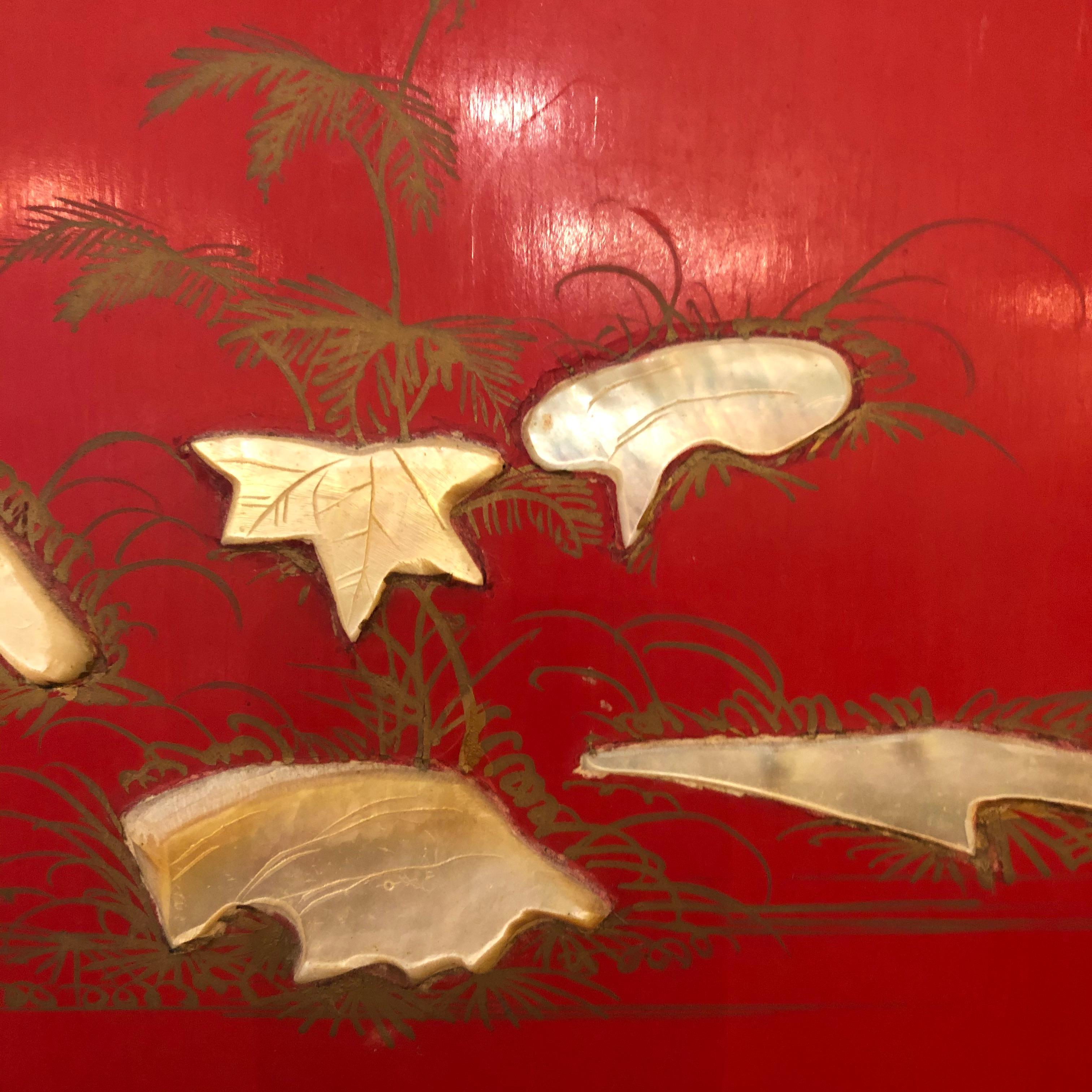 Incredible Set of 4 Red Chinoiserie Panels with Mother of Pearl Relief In Excellent Condition For Sale In Hopewell, NJ