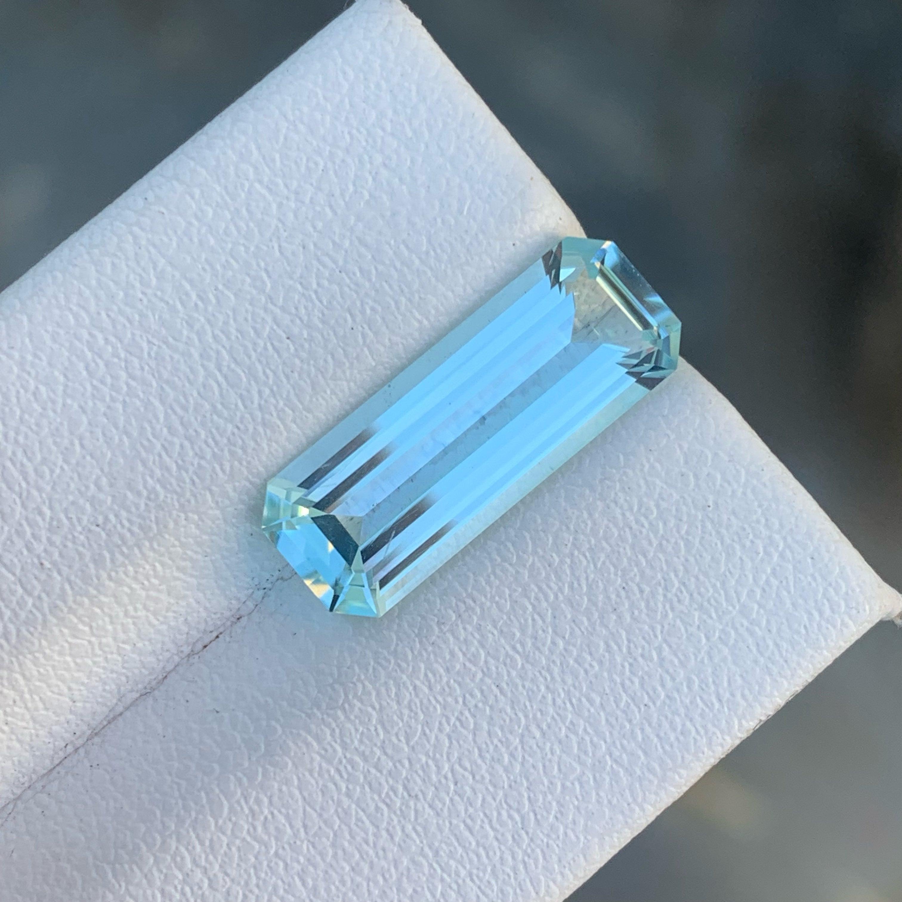 Incredible Sky blue Aquamarine Cut Stone, Available for sale at wholesale price natural high quality 4.80 Carats  Natural Aquamarine from Pakistan.

Product Information:
GEMSTONE NAME: Incredible Sky blue Aquamarine Cut Stone
WEIGHT: 4.80