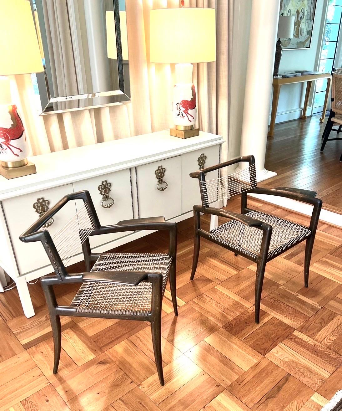 Increíble conjunto superviviente de 12 sillones modernos Klismos de Charles Allen, c 1950 Moderno de mediados de siglo en venta