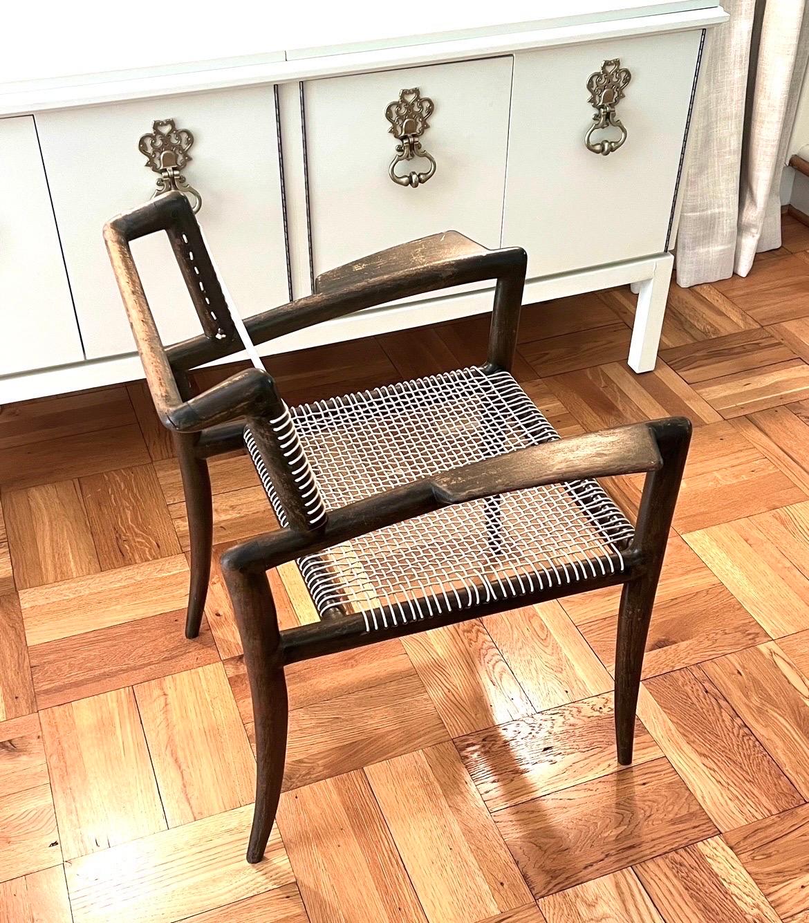 Increíble conjunto superviviente de 12 sillones modernos Klismos de Charles Allen, c 1950 mediados del siglo XX en venta