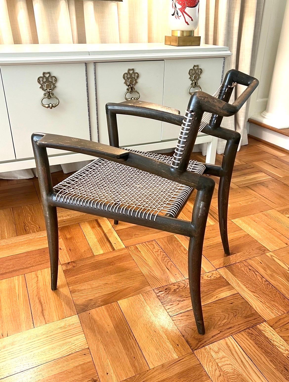 Increíble conjunto superviviente de 12 sillones modernos Klismos de Charles Allen, c 1950 en venta 1