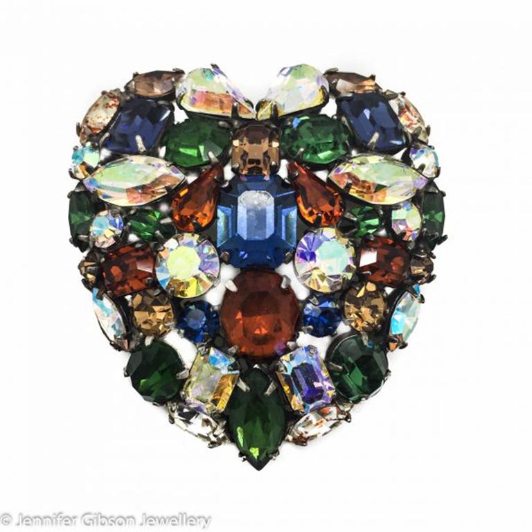 Incredible Vendome 1950s Heart Brooch And Earrings In Good Condition In Wilmslow, GB