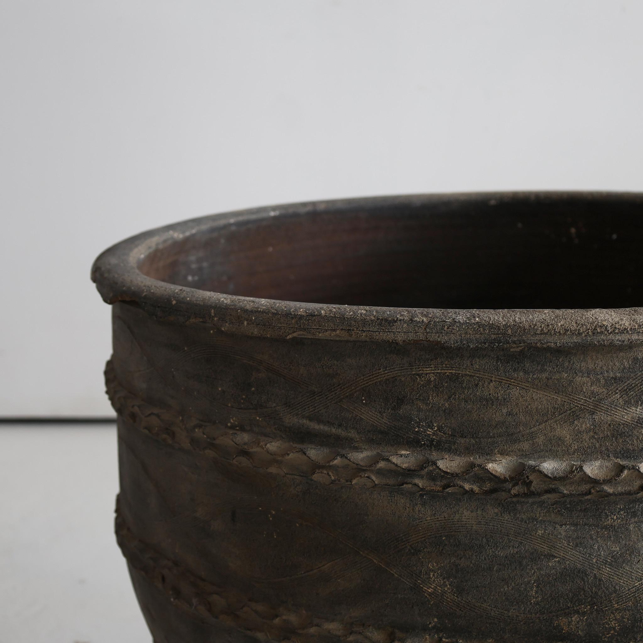 Fino al XVIII secolo Incredibile vaso/pianta catalana nera del 18° secolo A.I.C. in vendita