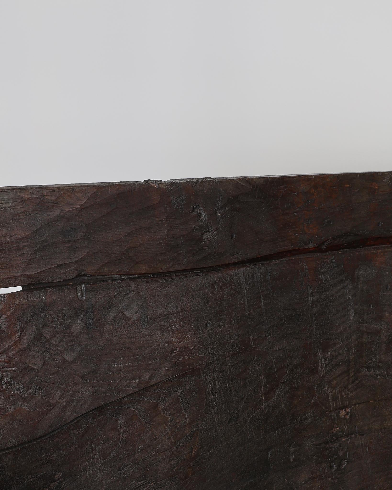 Incroyable banc portugais primitif du 17ème siècle Wabi Sabi en vente 4