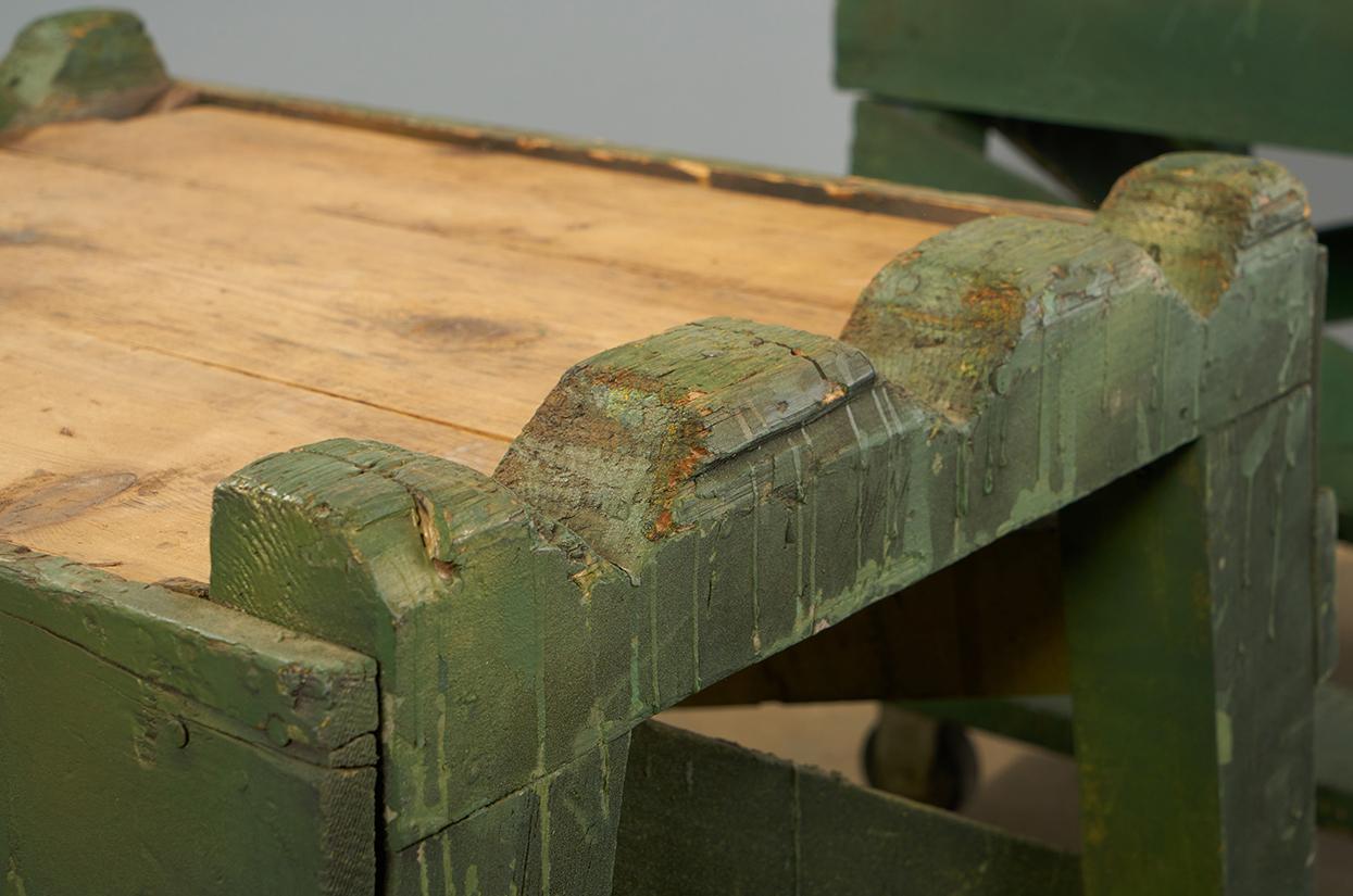 Incredibile fascino del grande carrello industriale in legno Greene & Greene Rolle In condizioni buone in vendita a Greensboro, NC
