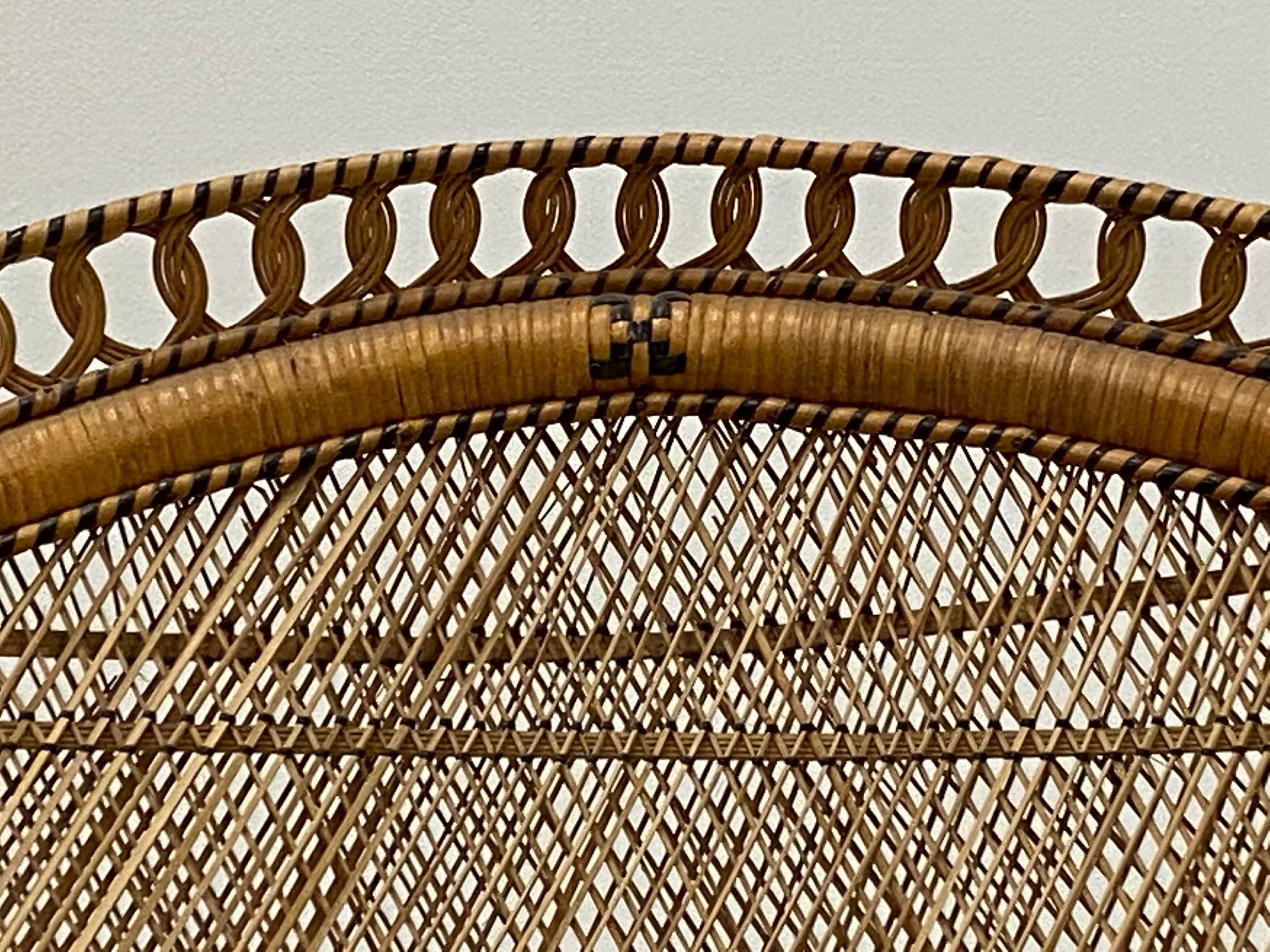 Incredibly Detailed Impressive in Scale Rattan Cobra Peacock Chair 1