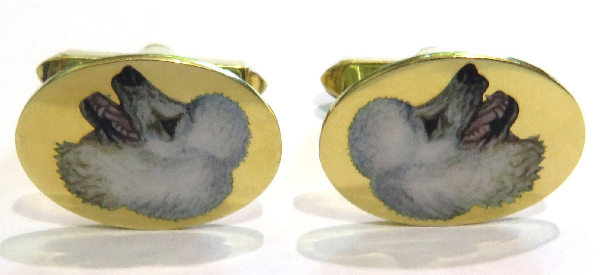 Incredibly Enameled Poodle Dogs English Hallmarked 18 Karat Cufflinks For Sale 3