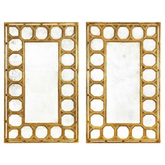 Incroyable paire de miroirs "Graham 607" en bois doré 22k par Dessin Fournir