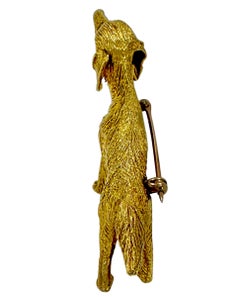 Unglaublich lebensechte Vintage 18k Gelbgold Verschluss Hundebrosche mit Rubin-Augen