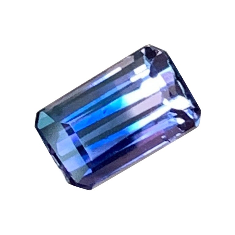 Incredibly Rare Certified Bi Color Natural Unheated Sapphire 1.04 Cts For Sale
