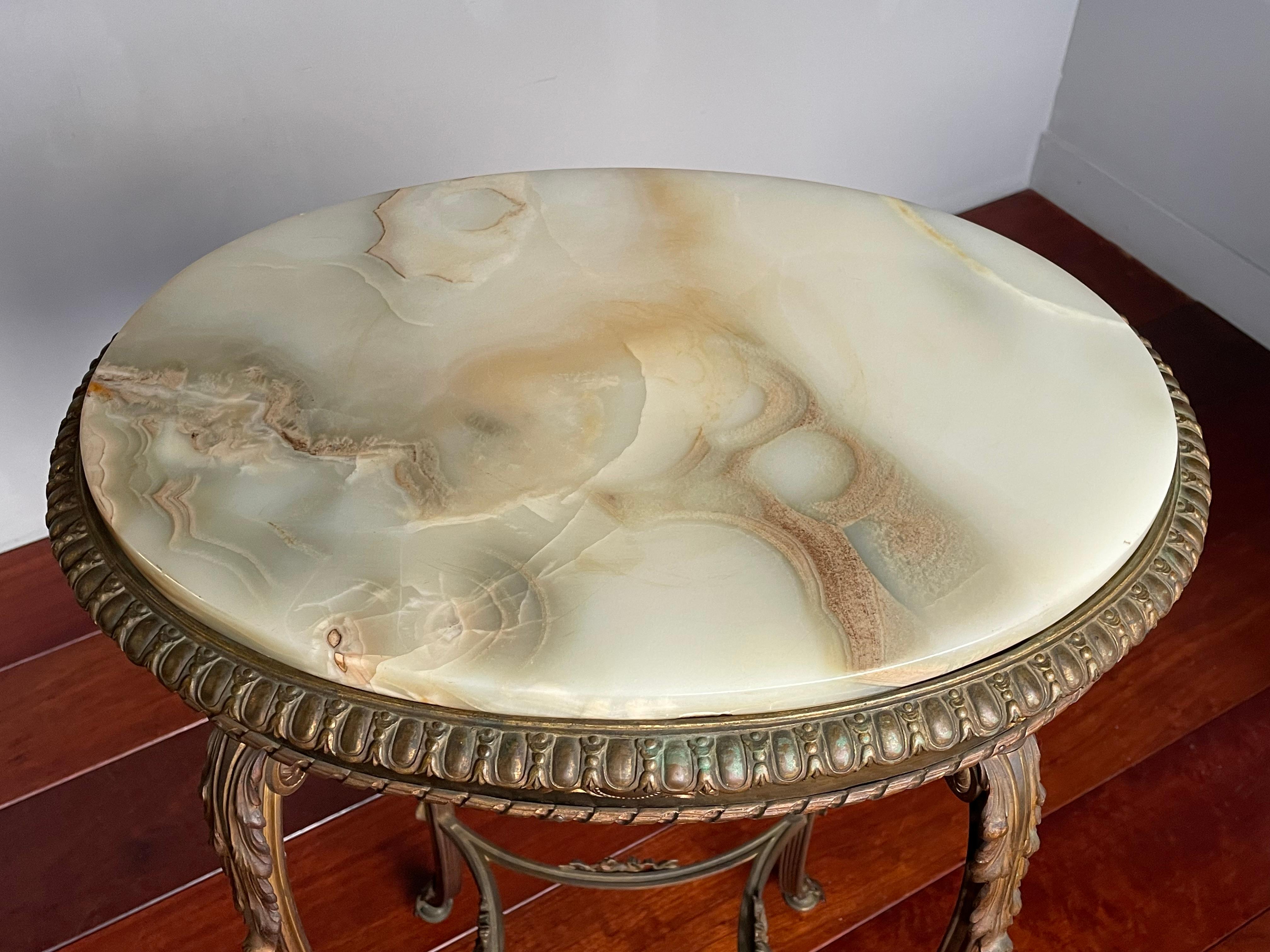 Incredibly Stylish Antique French Side / End Table, Gilt Bronze & Green Onyx Top In Good Condition For Sale In Lisse, NL