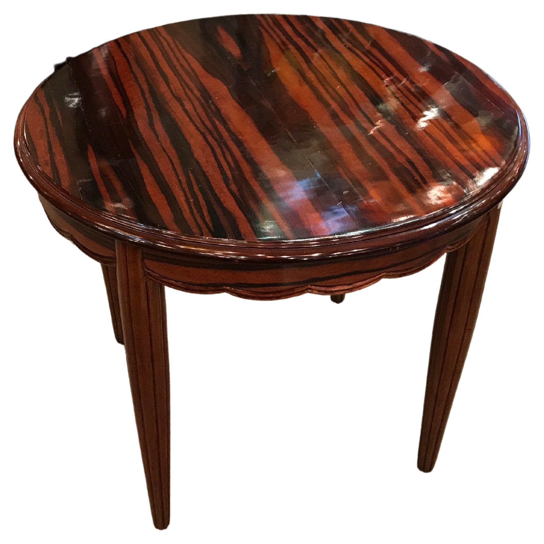 Increible Table Style : Art Deco in Wood France, 1920 For Sale