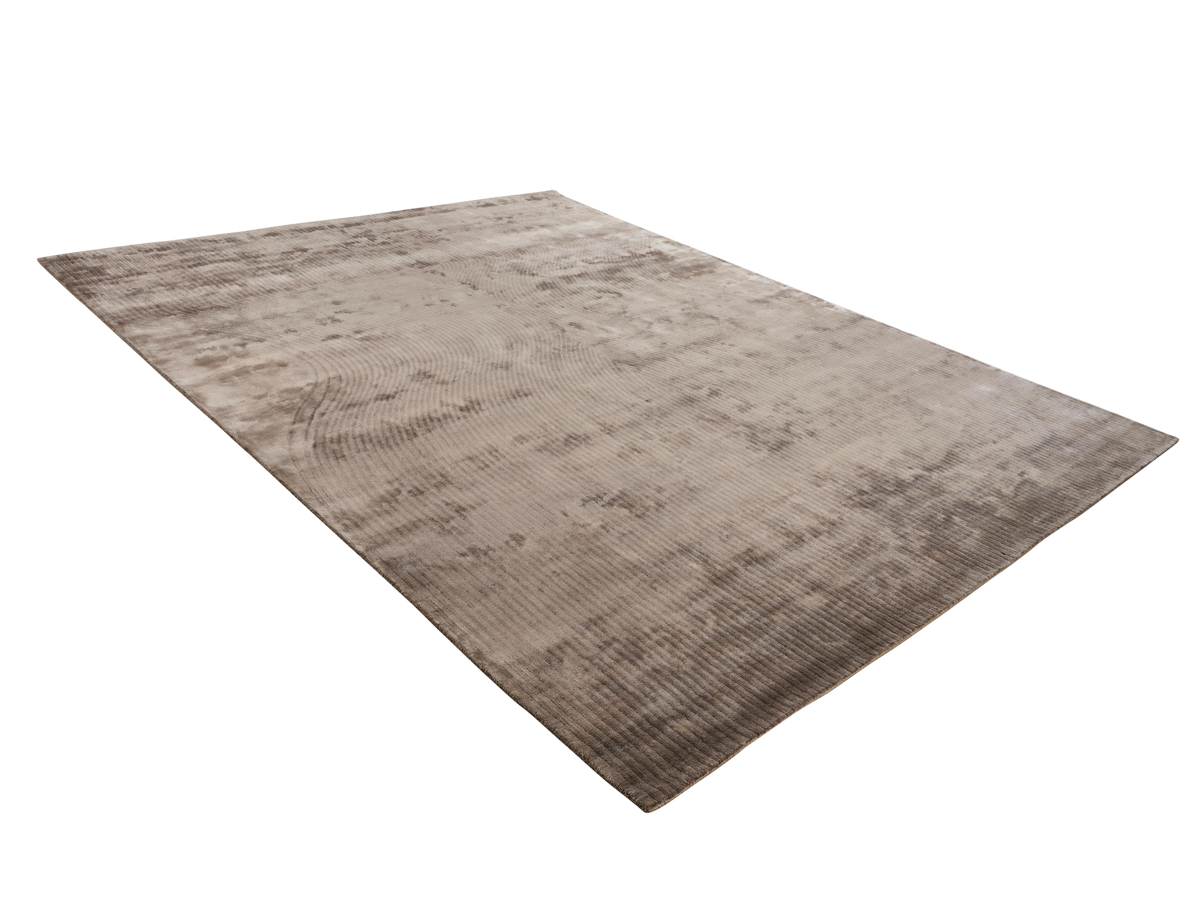 Hand-Knotted INDAH Hand Knotted Contemporary Silk Rug in Grey and Ivory Colours by Hands For Sale