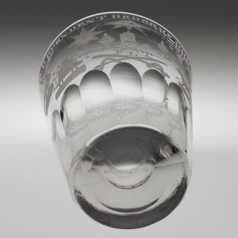 Gobelet gravé Independent Order of Oddfellows, c1839 en vente 4