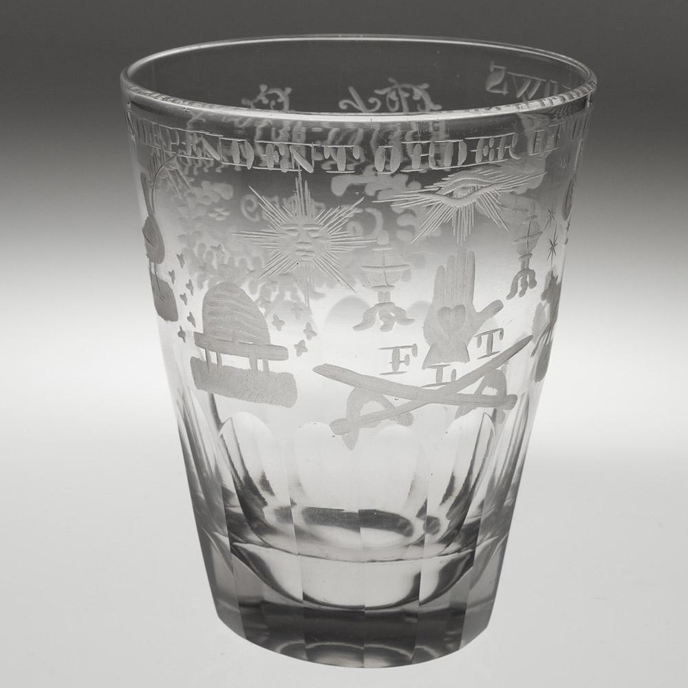 Independent Order of Oddfellows gravierter Becher mit Gravur, um 1839 (Britisch) im Angebot