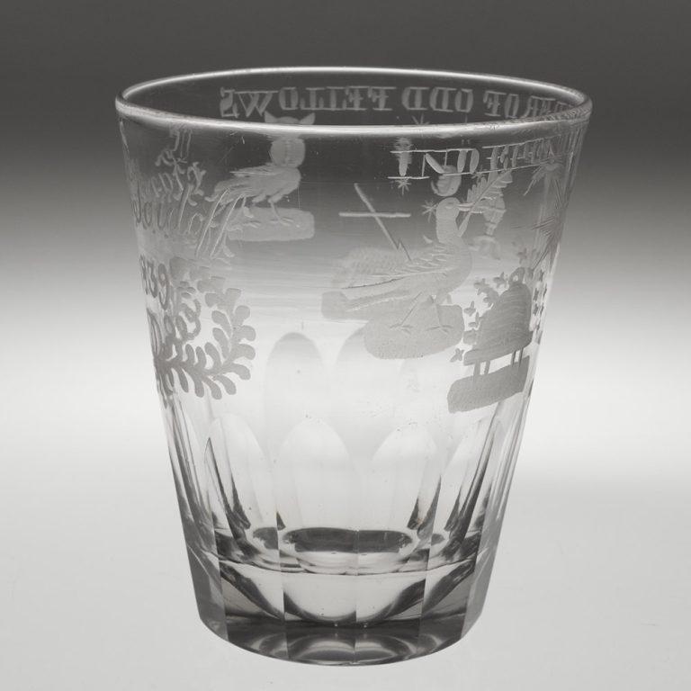 Verre Gobelet gravé Independent Order of Oddfellows, c1839 en vente