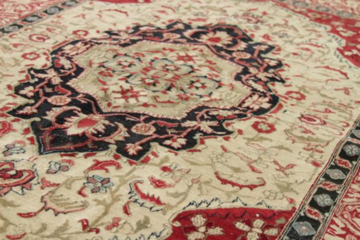 Indiano India Agra Small Design circa 1990 - Lana Avorio Blu Navy Rosso Design - 91749 in vendita