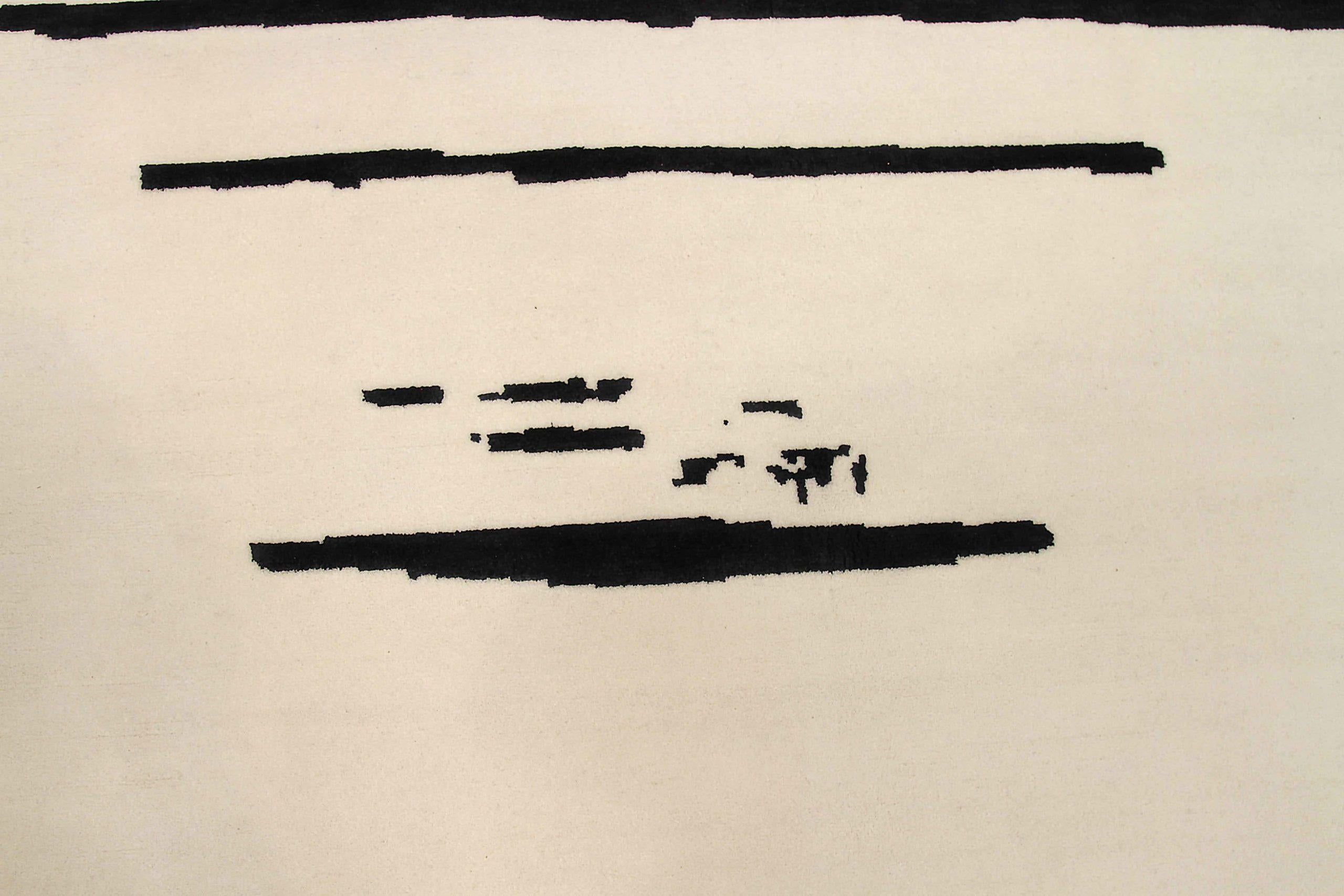 India Area Rugs Circa 1990 - Wool Black Ivory Design - 92311 In Excellent Condition For Sale In Dallas, TX
