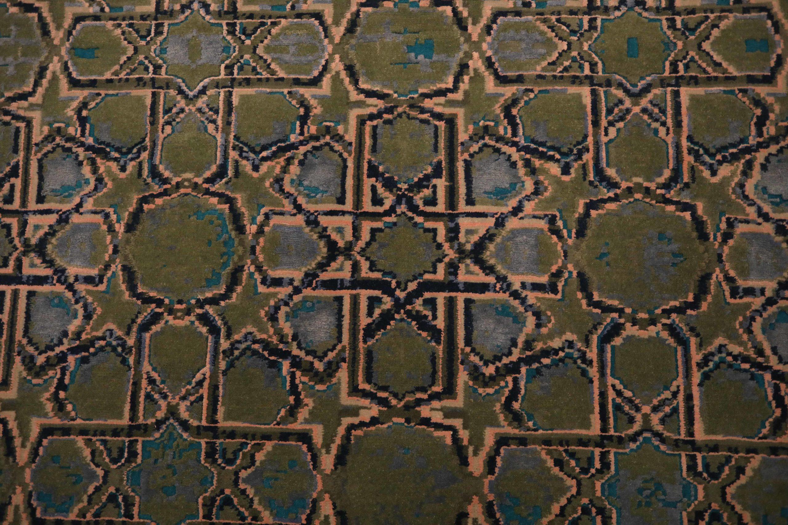 Indian India Area Rugs Circa 1990 - Wool Blue Gray Green Ivory Design - 91714 For Sale
