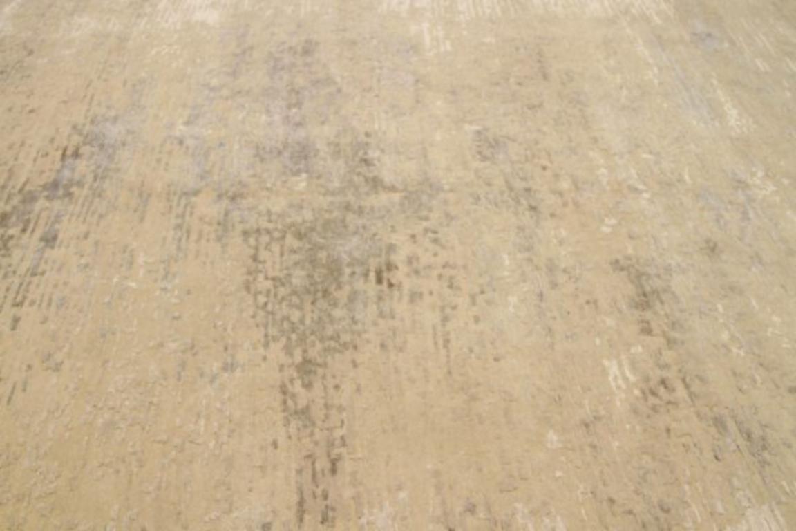 Modern India Area Rugs Circa 1990 - Wool Brown Ivory Design - 91655 For Sale