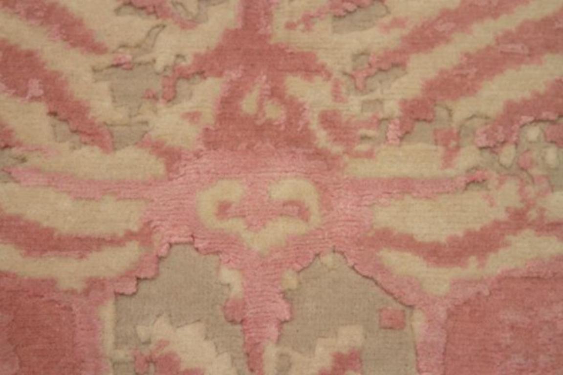 Indian India Area Rugs Circa 1990 - Wool Ivory Pink Design - 91712 For Sale