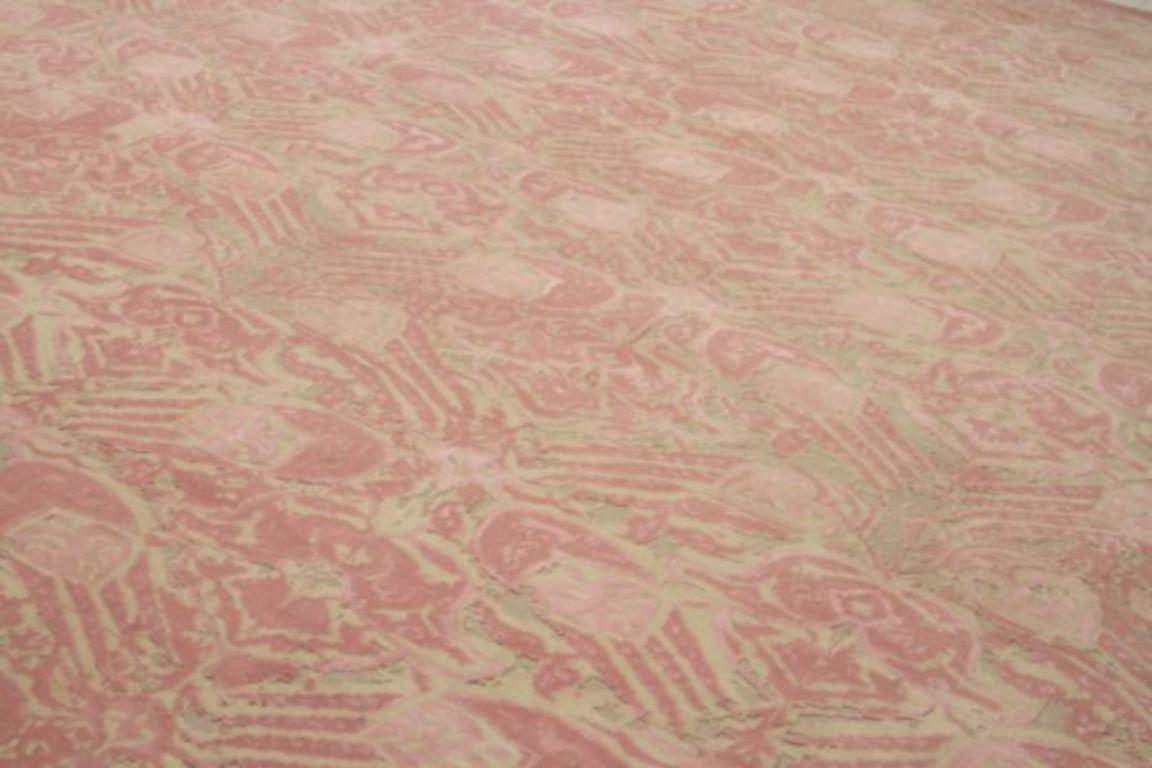 India Area Rugs Circa 1990 - Wool Ivory Pink Design - 91712 In Excellent Condition For Sale In Dallas, TX