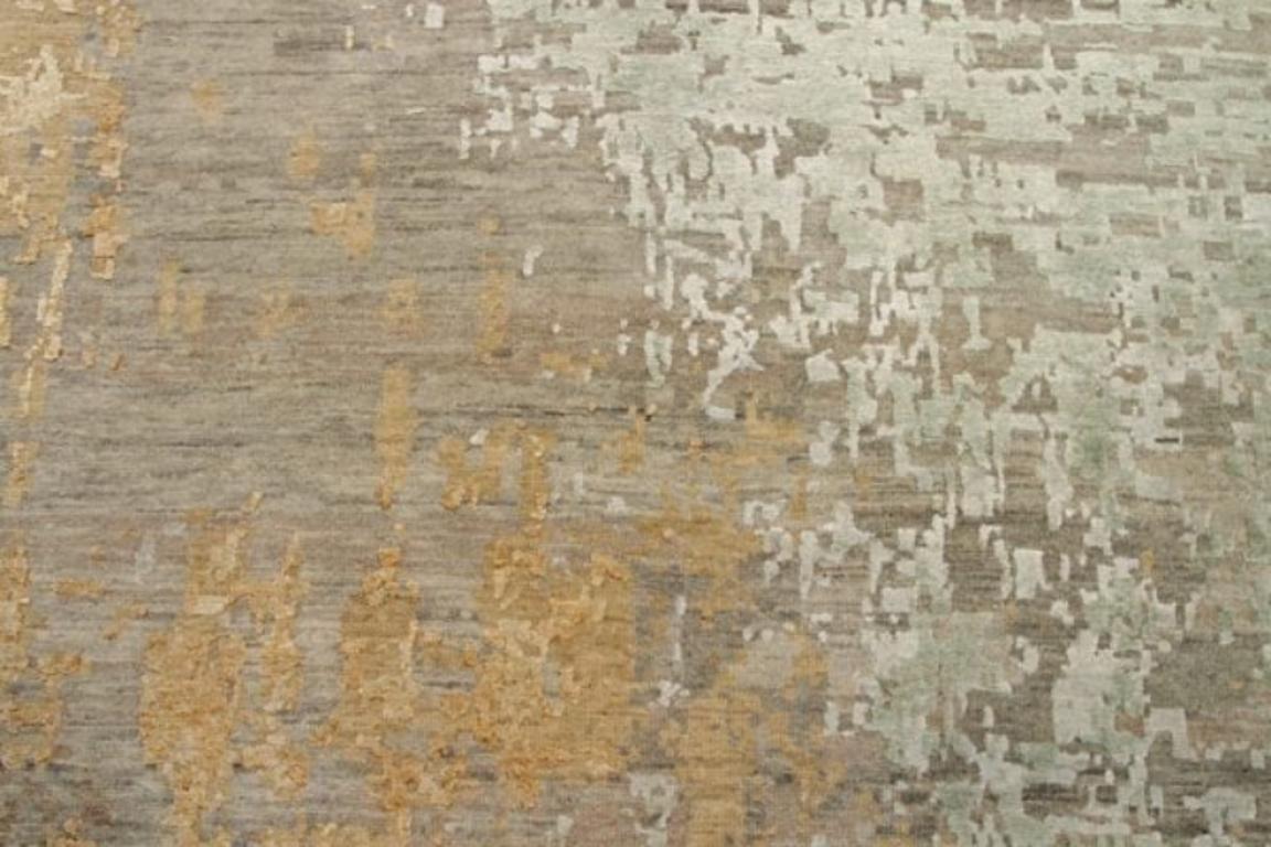 Indien Tapis d'Inde des années 1990 - Laine ivoire rose rouge nuances de gris/argent - 91691 en vente