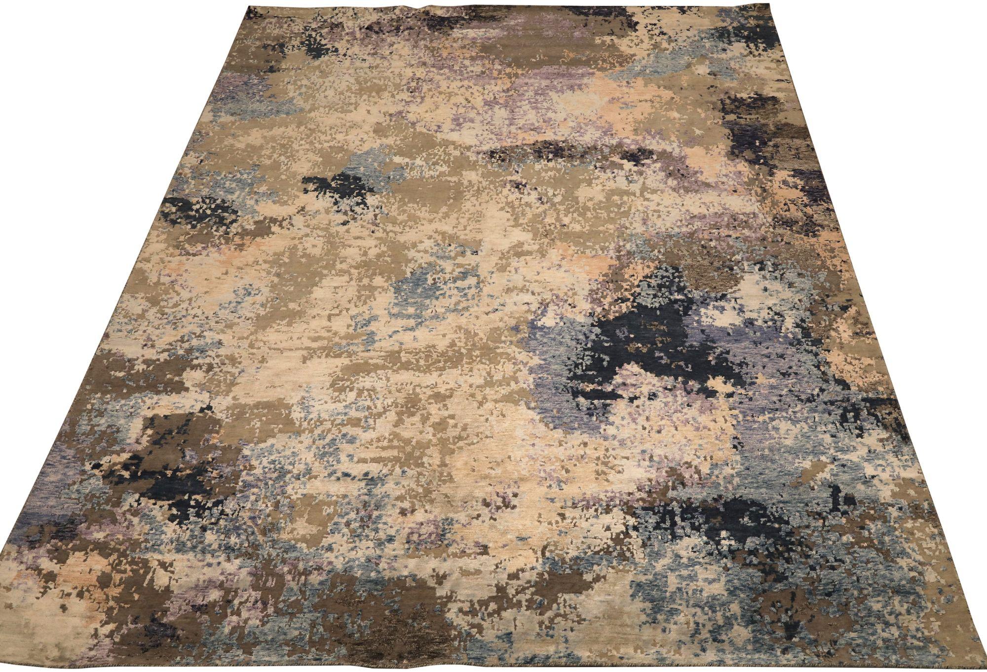 Entdecken Sie die Eleganz Indiens mit Teppichen aus der Zeit um 1990. Dieses exklusive Design aus Wolle und BlueBrownIvoryPurpelTaupe ist perfekt, um Ihren Raum zu verschönern.