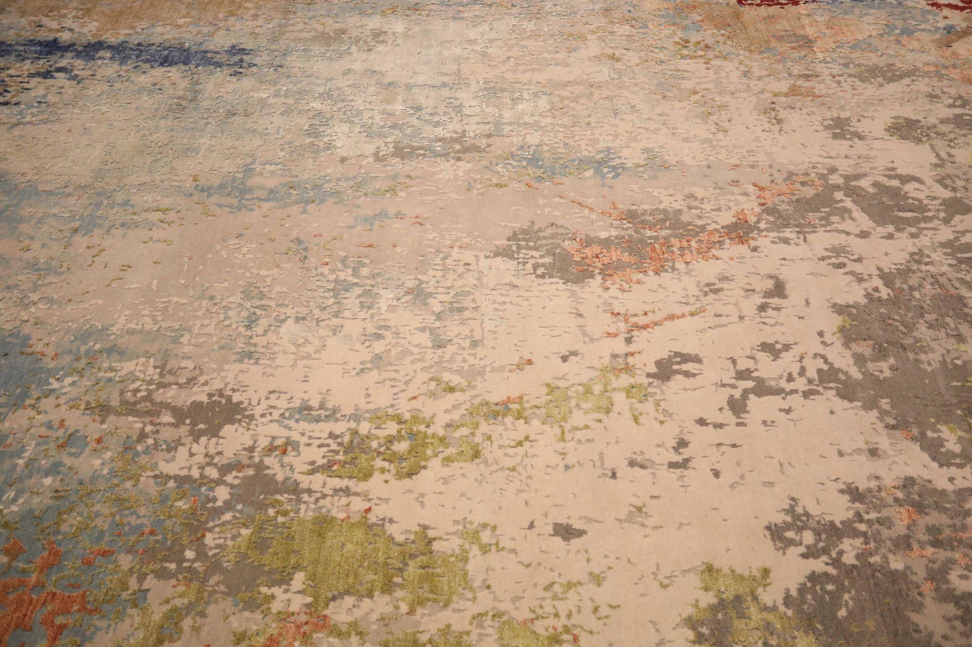Scopri l'eleganza dell'India con i tappeti CIRCA del 1990. Progettato con lana e marrone-grigio-verde-avorio-arancio, questo design esclusivo è perfetto per valorizzare il tuo spazio.