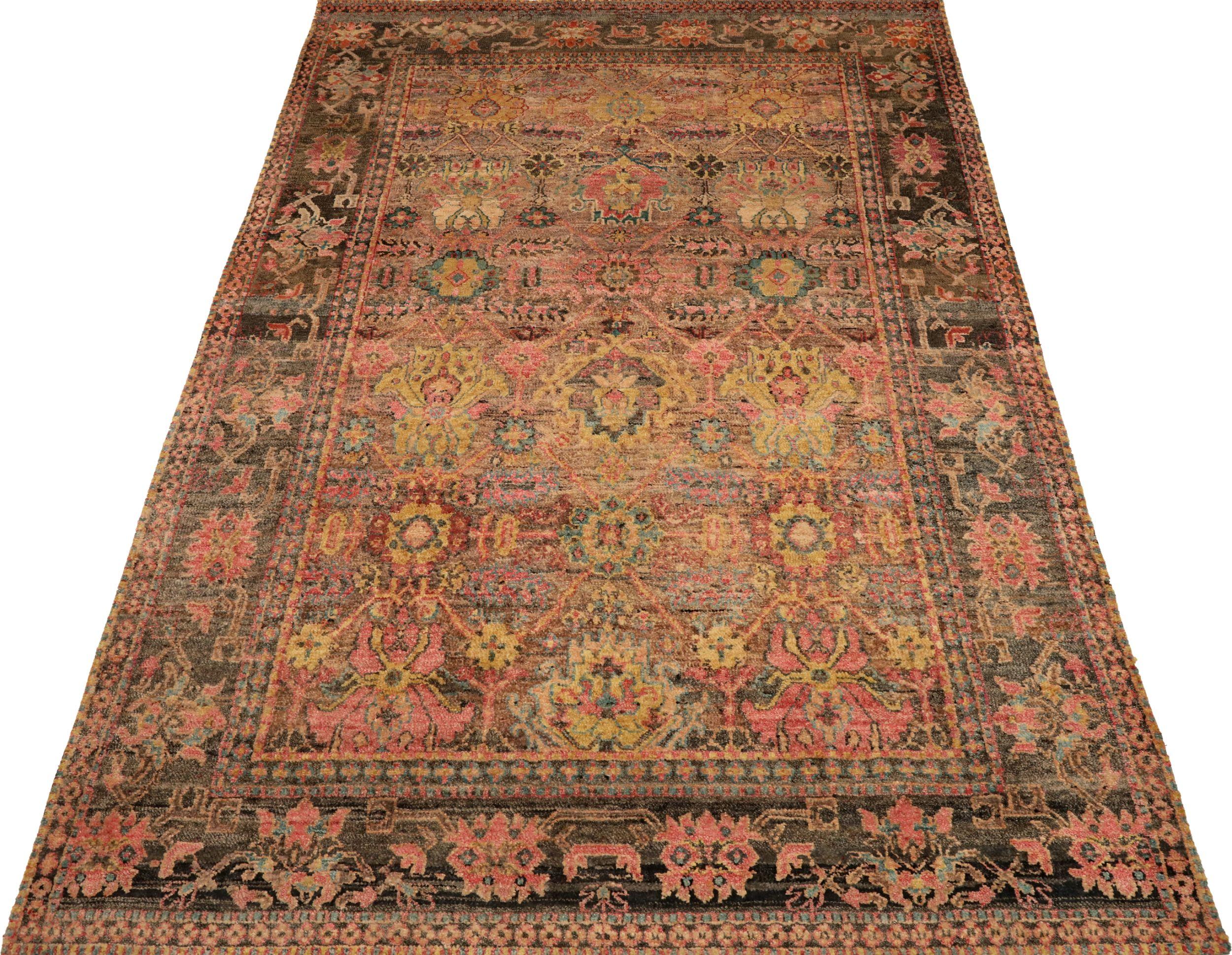 Découvrez l'élégance de l'article d'Eleg présentant des tapis de zone de Circa 1990. Conçu avec de la laine et du PinkRedYellow, ce design exclusif est parfait pour mettre en valeur votre espace.