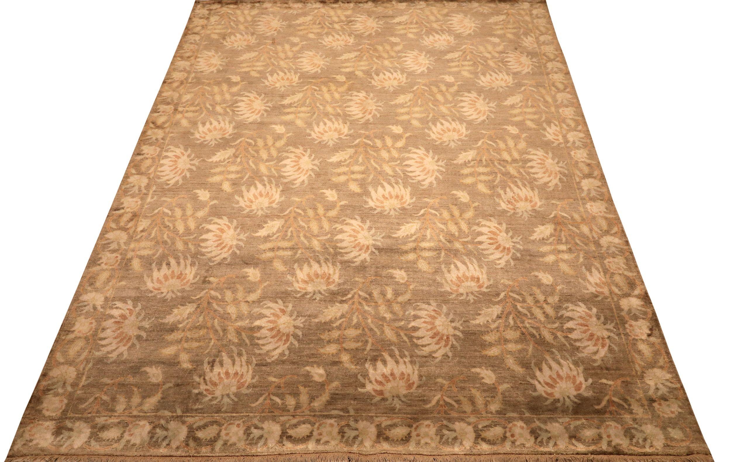 Entdecken Sie die Eleganz von India Bessarabian mit den Area Rugs von Circa 1990. Dieses exklusive Design aus Wolle und Braun-Elfenbein ist perfekt, um Ihren Raum zu verschönern.